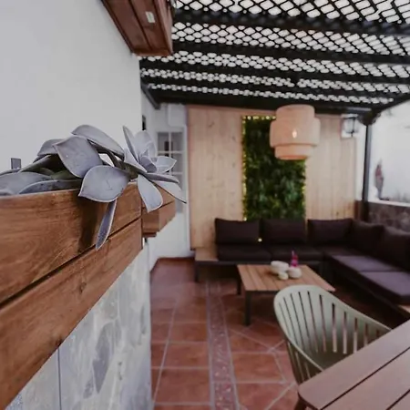 Holanda Tropic Villa *